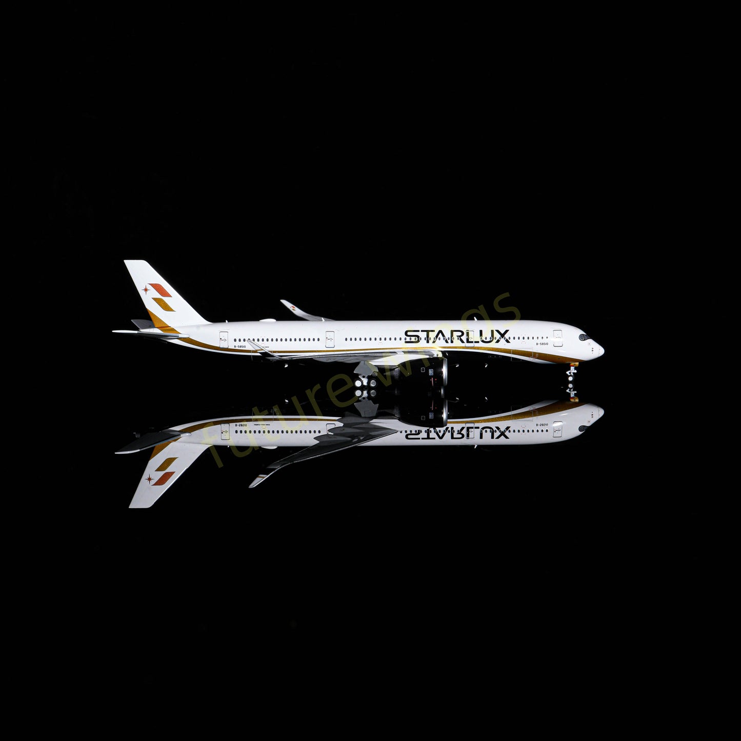 1:400 AeroPolaris StarLux Airlines A350-900 B-58510 Aircraft Model+Free Tractor
