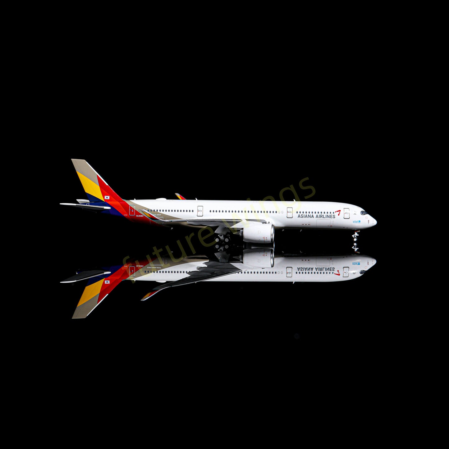 1:400 AeroPolaris Asiana Airlines A350-900 HL8383 Aircraft Model+Free Tractor