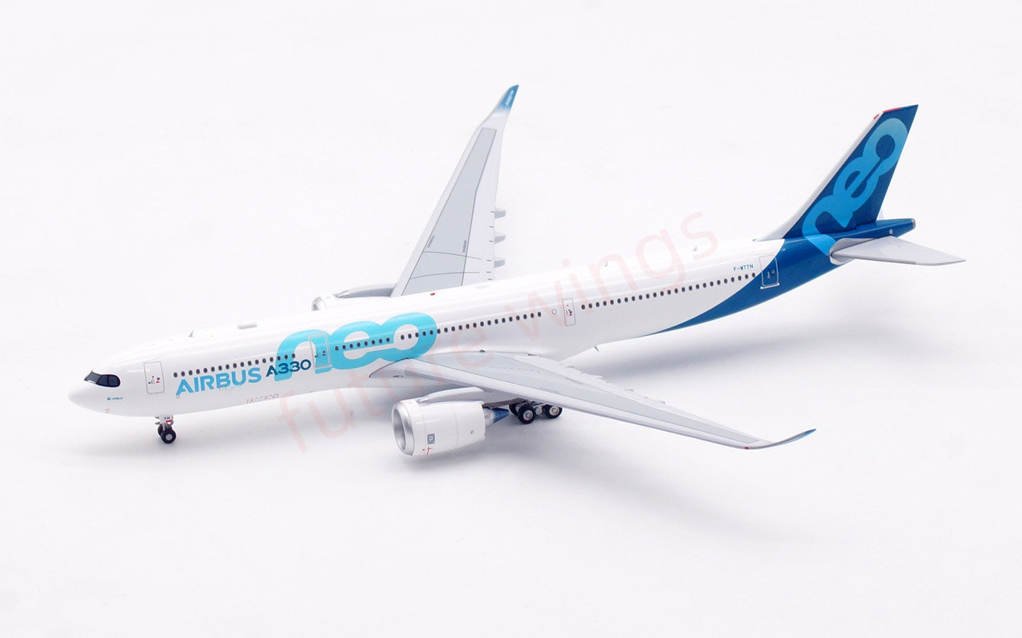 1:400 Aviation400 Airbus House Color A330-900NEO F-WTTN Free Tractor+Stand