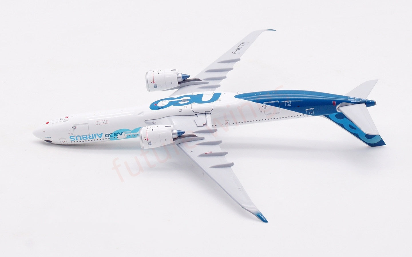 1:400 Aviation400 Airbus House Color A330-900NEO F-WTTN Free Tractor+Stand