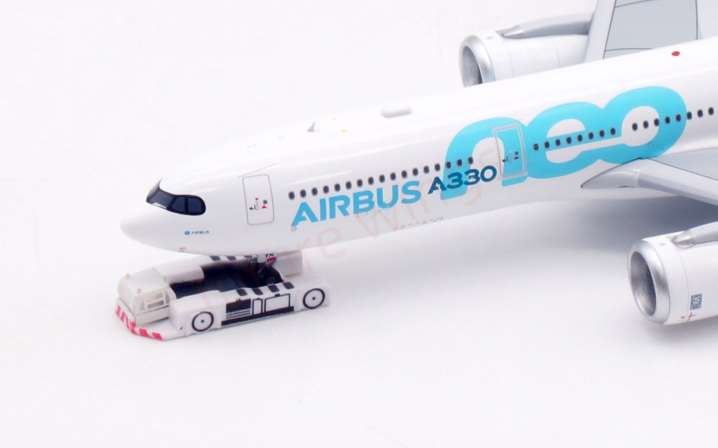 1:400 Aviation400 Airbus House Color A330-900NEO F-WTTN Free Tractor+Stand