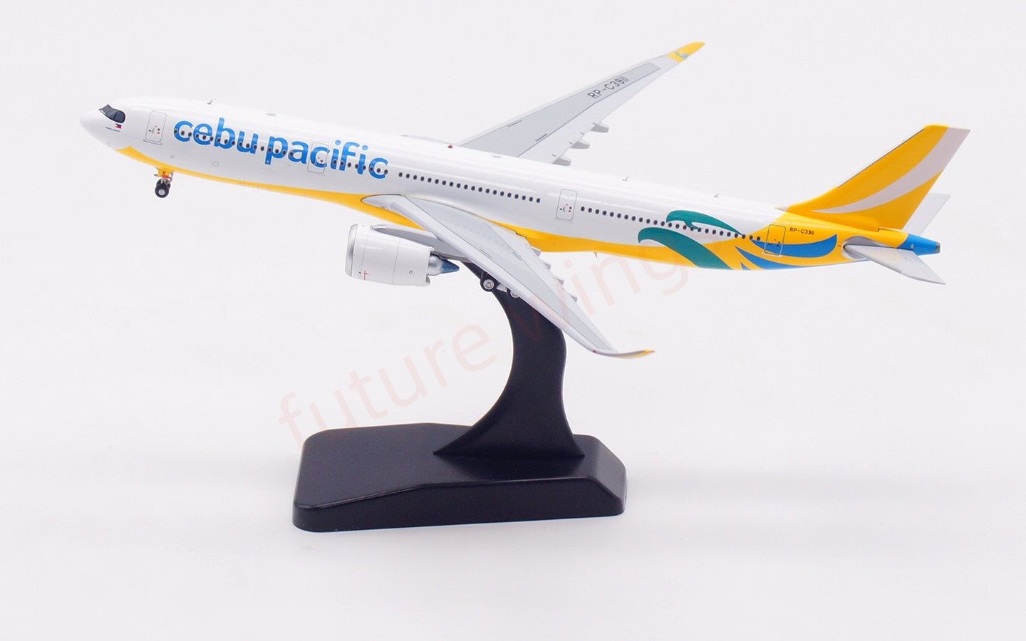 1:400 Aviation400 Cebu Pacific A330-900NEO RP-C3911 Aircraft Model Tractor+Stand
