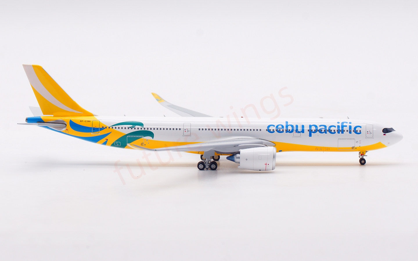 1:400 Aviation400 Cebu Pacific A330-900NEO RP-C3911 Aircraft Model Tractor+Stand