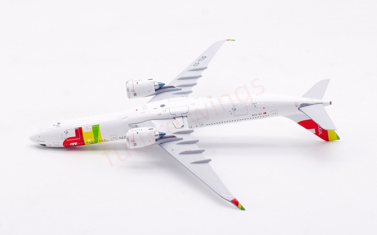 1:400 Aviation400 TAP A330-900NEO CS-TUQ Aircraft Model Tractor+Stand