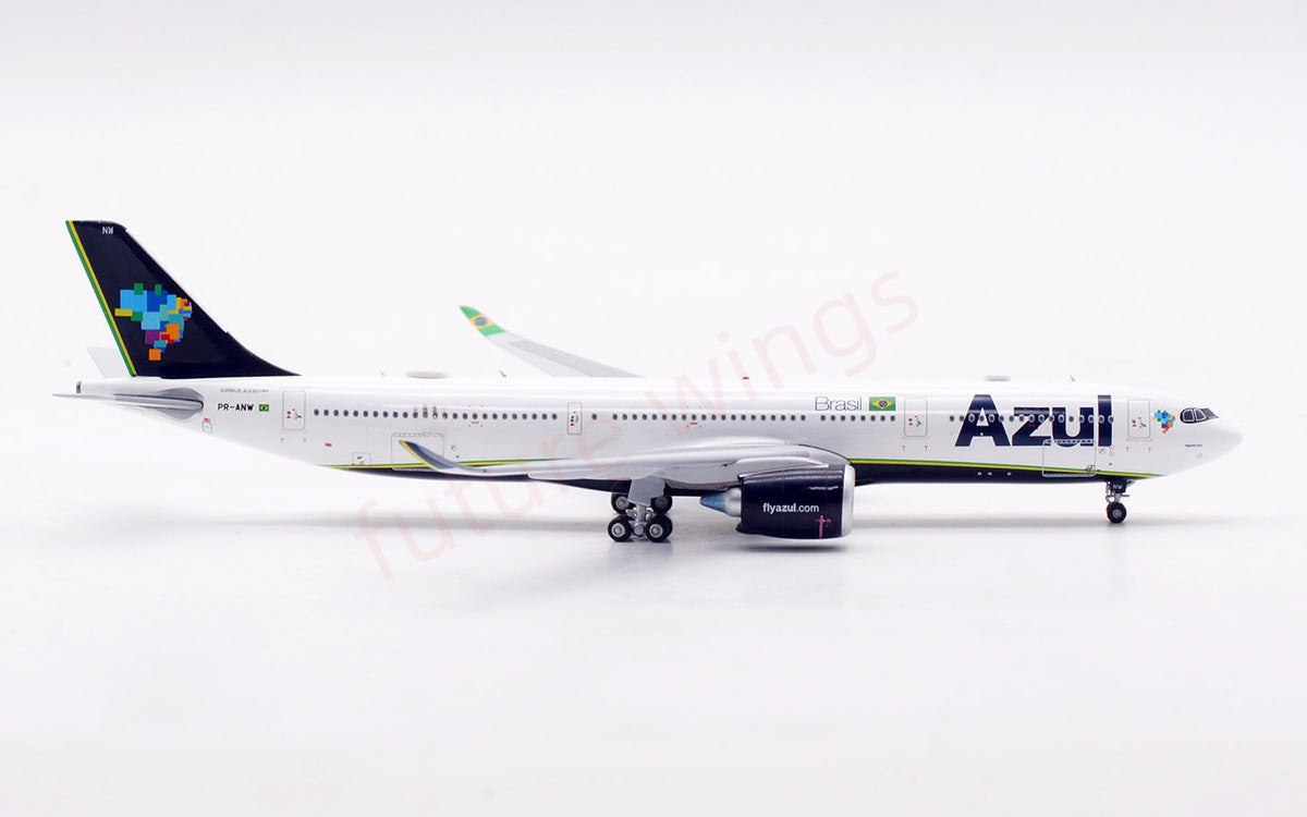 1:400 Aviation400 Auzl A330-900NEO PR-ANW Aircraft Model Tractor+Stand