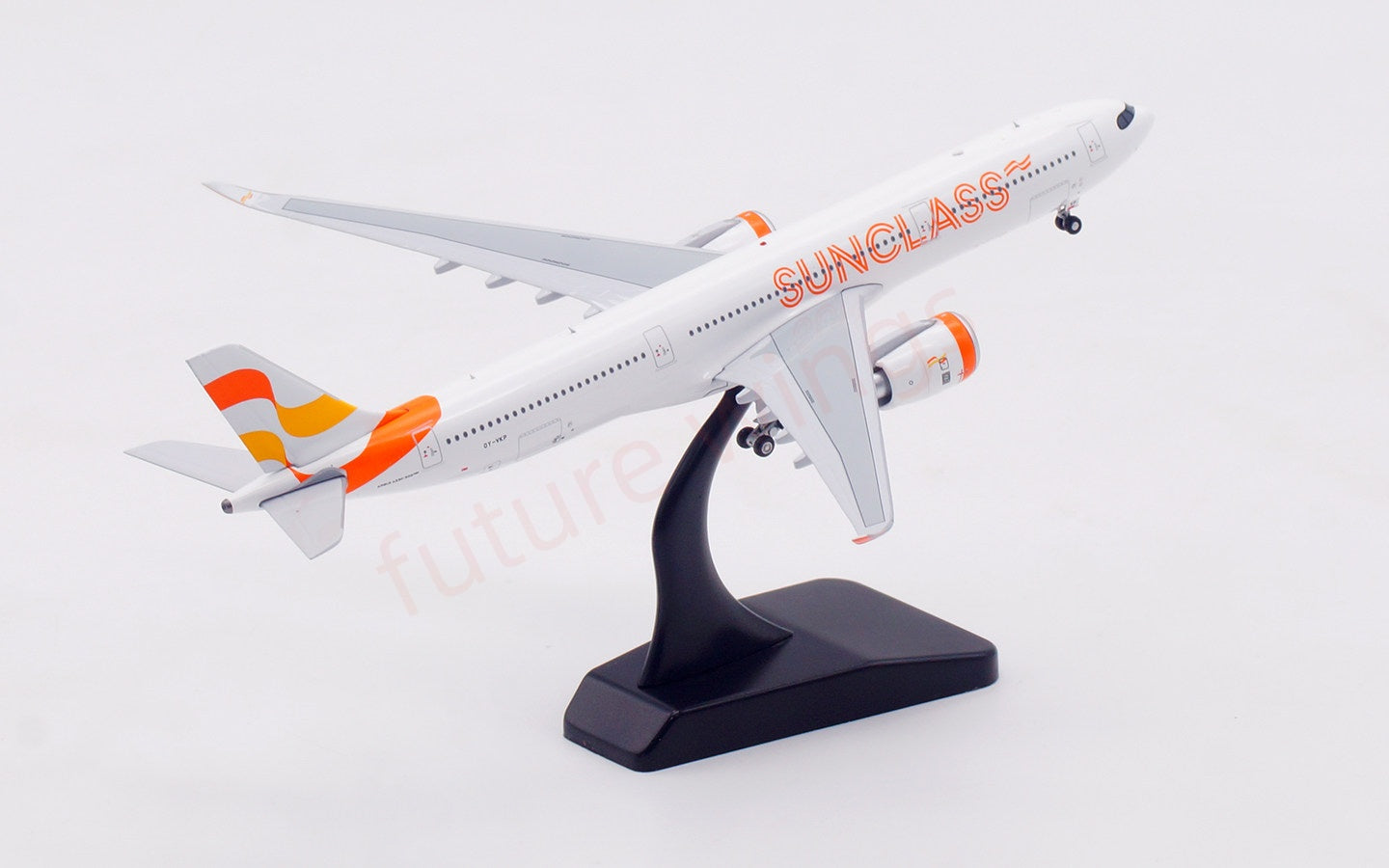 1:400 Aviation400 SunClass A330-900NEO OY-VKP Aircraft Model Tractor+Stand