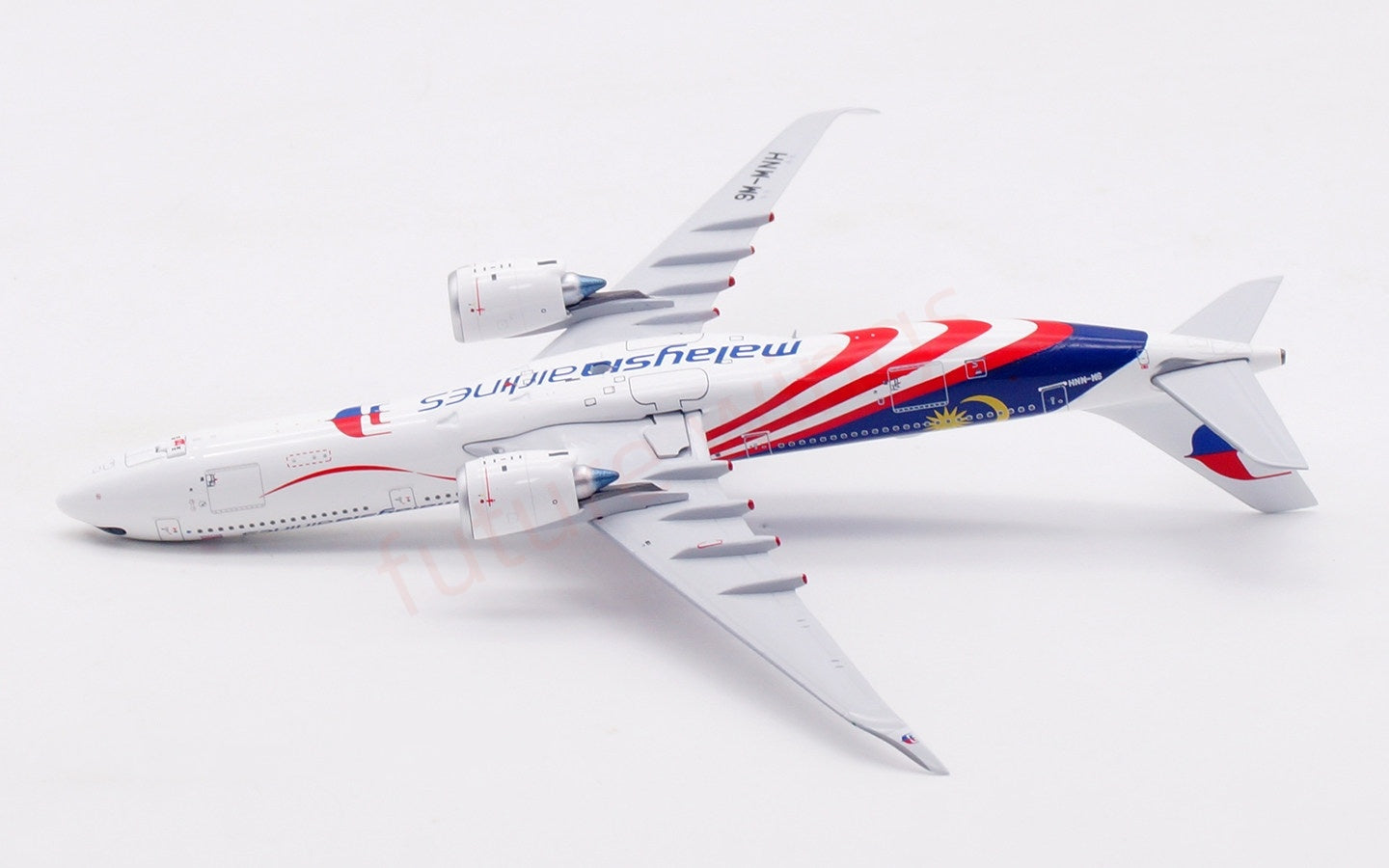 1:400 Aviation400 Malaysia Airlines A330-900NEO 9M-MNH Aircraft Model +Free Tractor and Stand