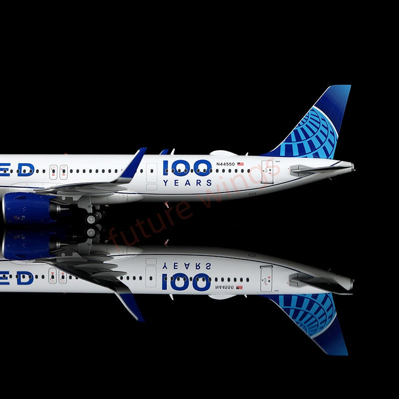 1:200 SQ Wings United Airlines A321 N44550 "100Years" Diecast Aircraft Model