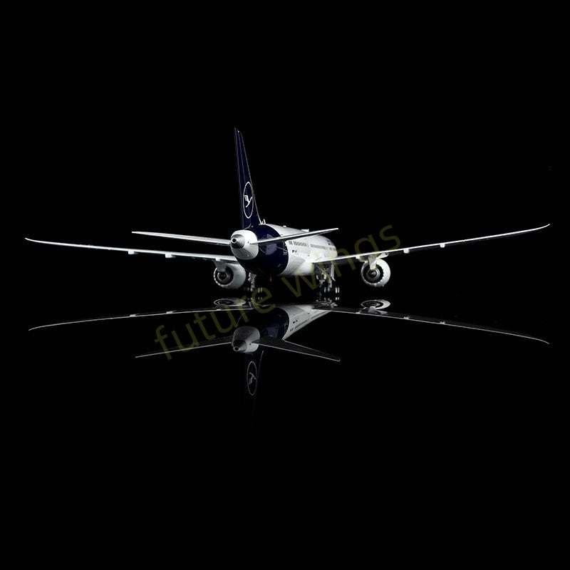 1:200 SQ Wings Lufthansa Airlines B787-9 D-ABPF Diecast Aircraft Model