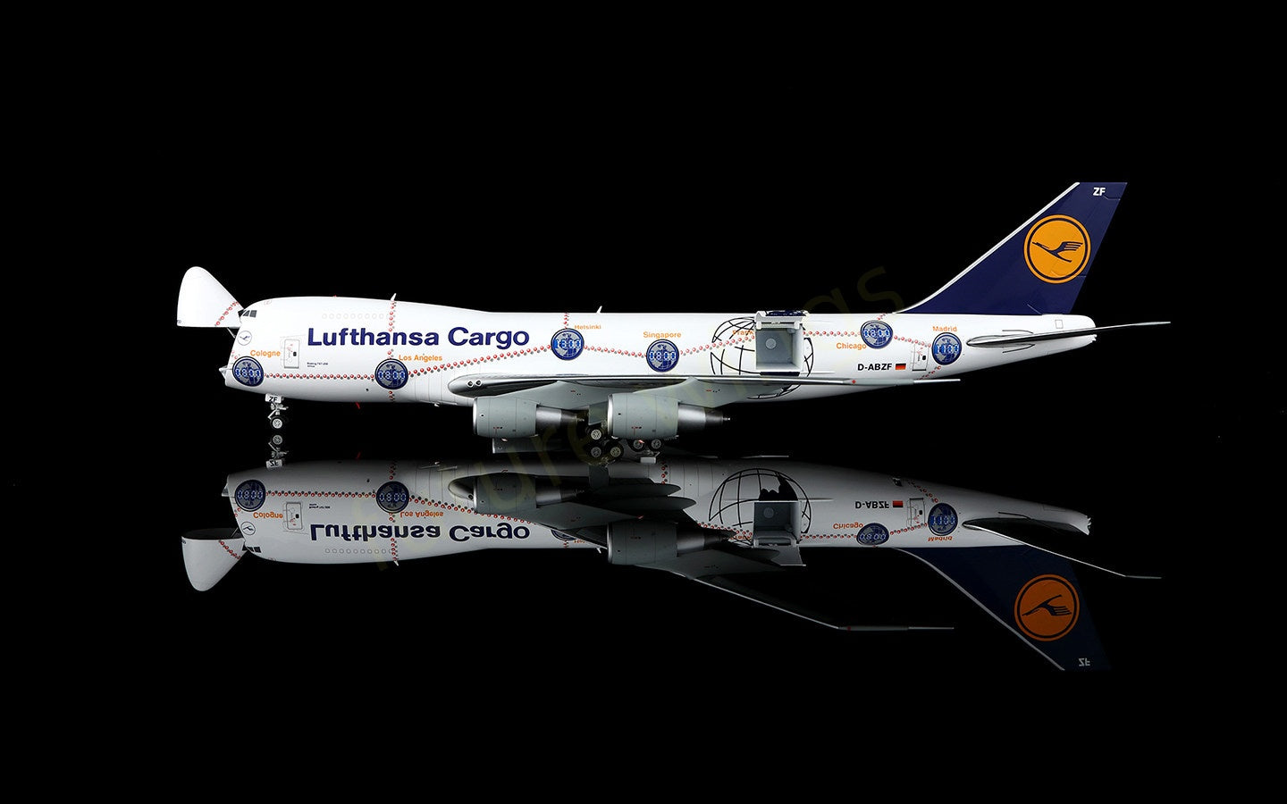 1:200 SQ Wings Lufthansa Cargo B747-200 D-ABZF Diecast Aircraft Model
