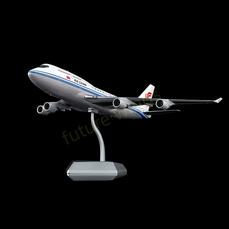 1:200 SQ Wings Air China B747-400 B-2456 Diecast Aircraft Model