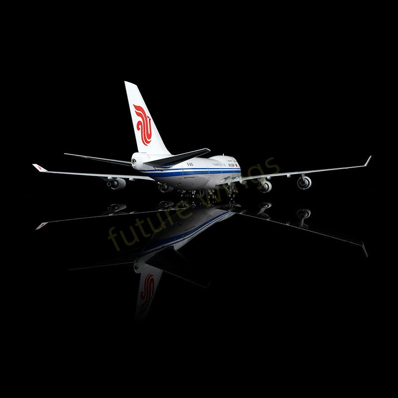 1:200 SQ Wings Air China B747-400 B-2456 Diecast Aircraft Model