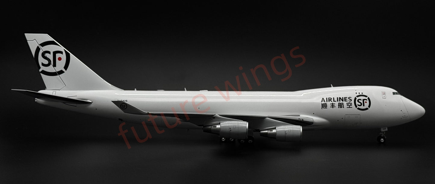 1:200 KJ Models(JC Wings) SF Express B747-400 B-2425 Diecast Aircraft Model (New‑mold movable tail fin)