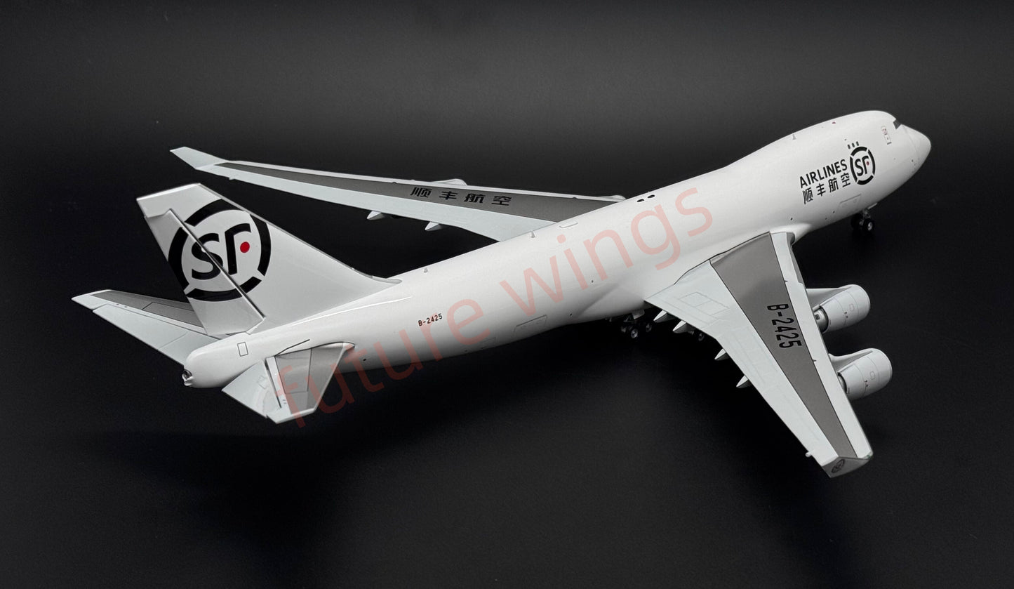 1:200 KJ Models(JC Wings) SF Express B747-400 B-2425 Diecast Aircraft Model (New‑mold movable tail fin)