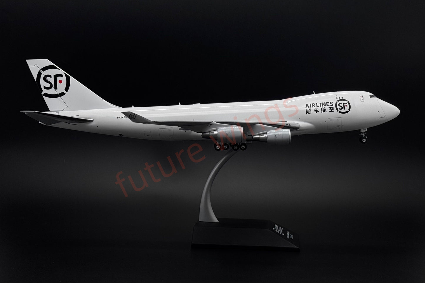 1:200 KJ Models(JC Wings) SF Express B747-400 B-2425 Diecast Aircraft Model (New‑mold movable tail fin)