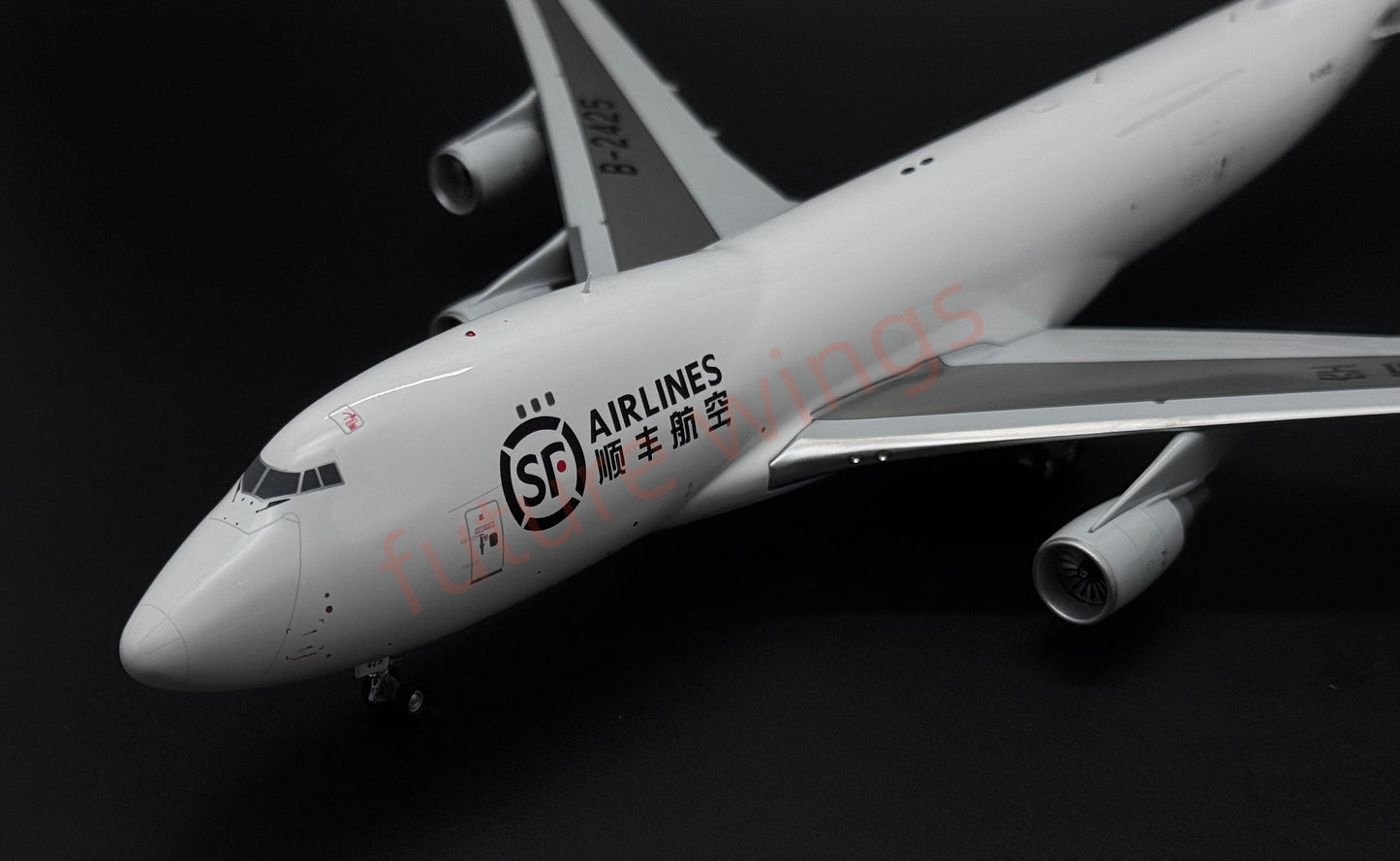 1:200 KJ Models(JC Wings) SF Express B747-400 B-2425 Diecast Aircraft Model (New‑mold movable tail fin)