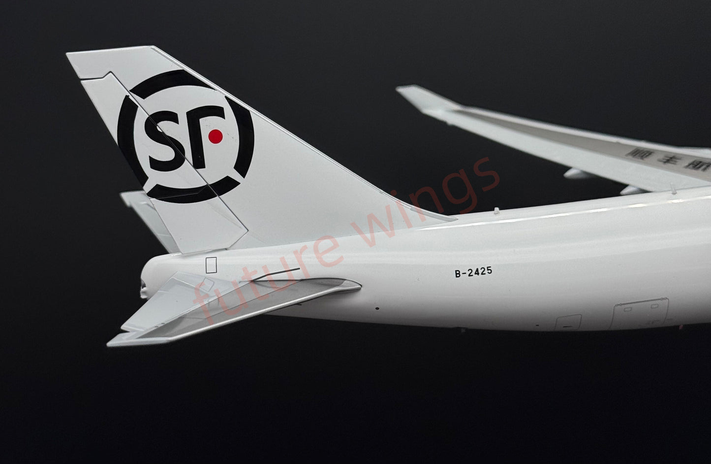 1:200 KJ Models(JC Wings) SF Express B747-400 B-2425 Diecast Aircraft Model (New‑mold movable tail fin)