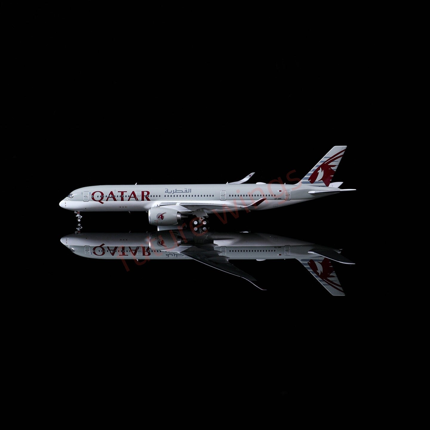 1:400 AeroPolaris Qatar Airways A350-900 A7-AMG Aircraft Model+Free Tractor