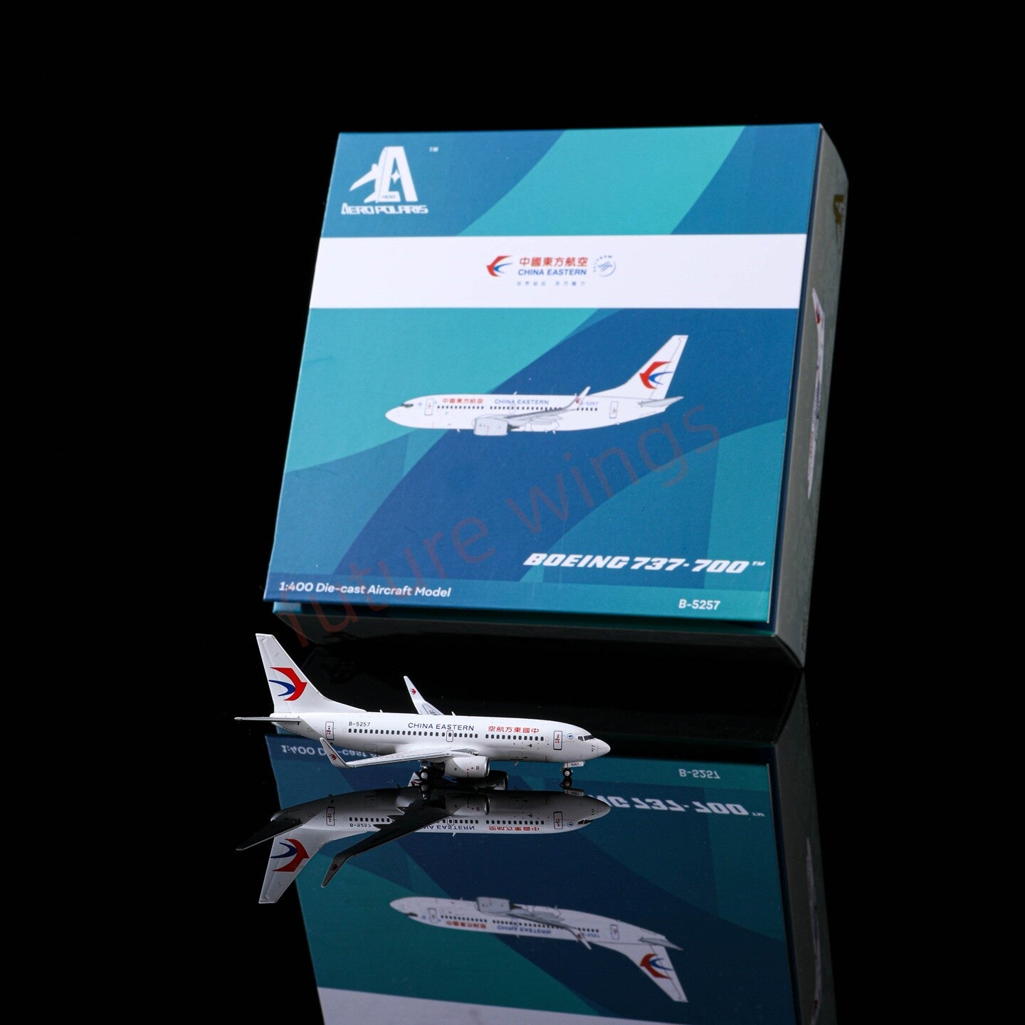 1:400 AeroPolaris China Eastern Airlines B737-700 B-5257 Aircraft Model+Free Tractor