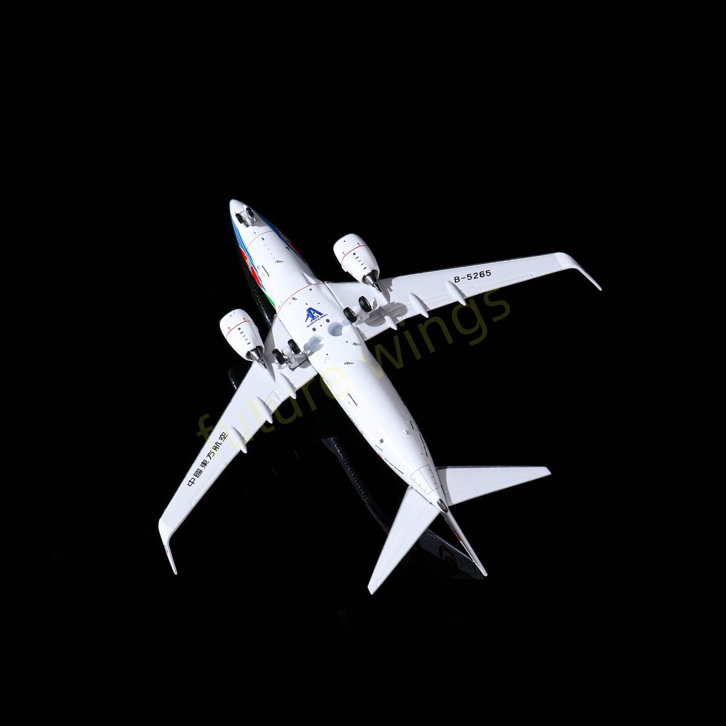 1:400 AeroPolaris China Eastern Airlines B737-700 B-5265 Aircraft Model+Free Tractor