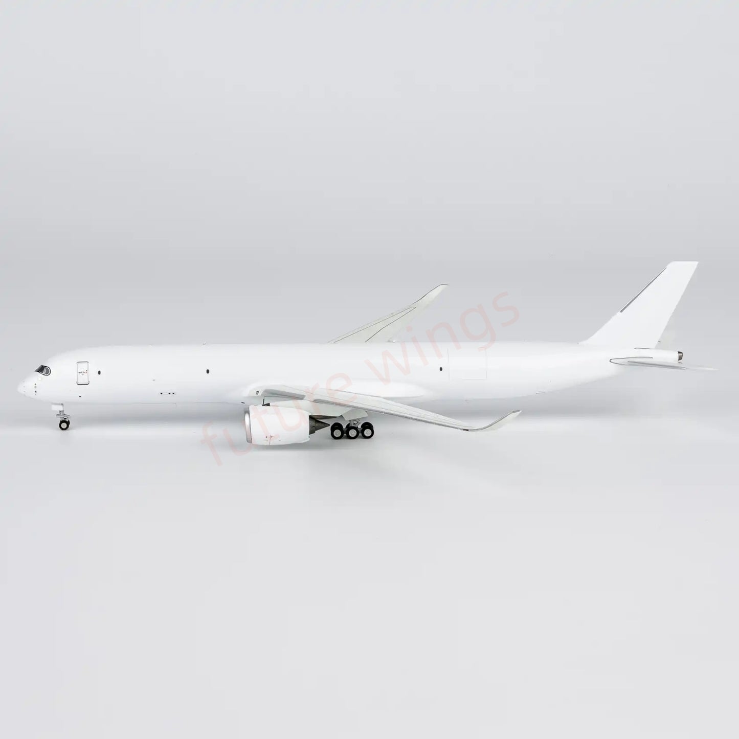1:400 NG Models NG46000 Airbus A350F Blank Aircraft Model +Free Tractor