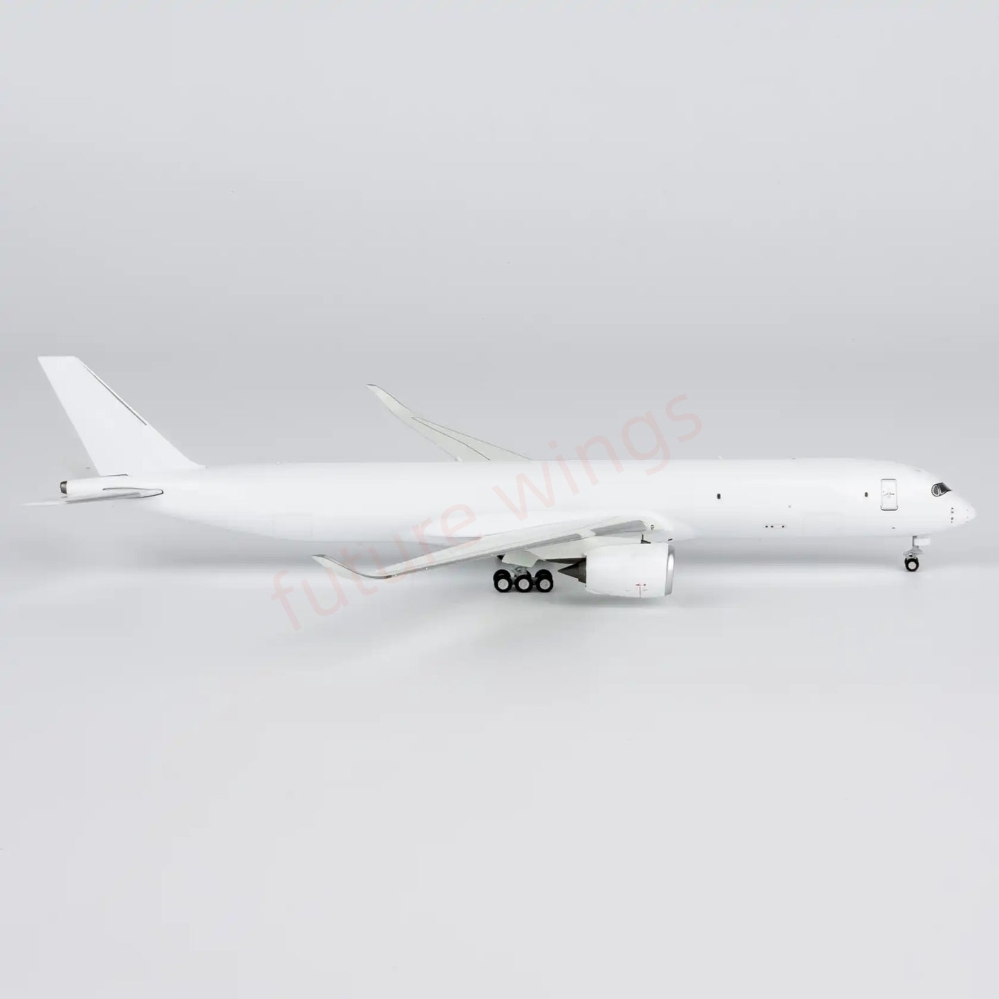 1:400 NG Models NG46000 Airbus A350F Blank Aircraft Model +Free Tractor