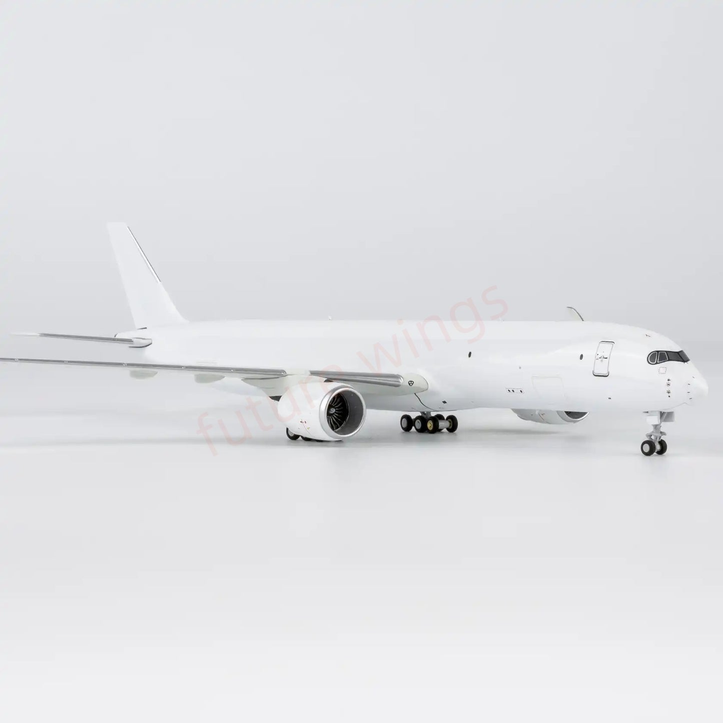 1:400 NG Models NG46000 Airbus A350F Blank Aircraft Model +Free Tractor