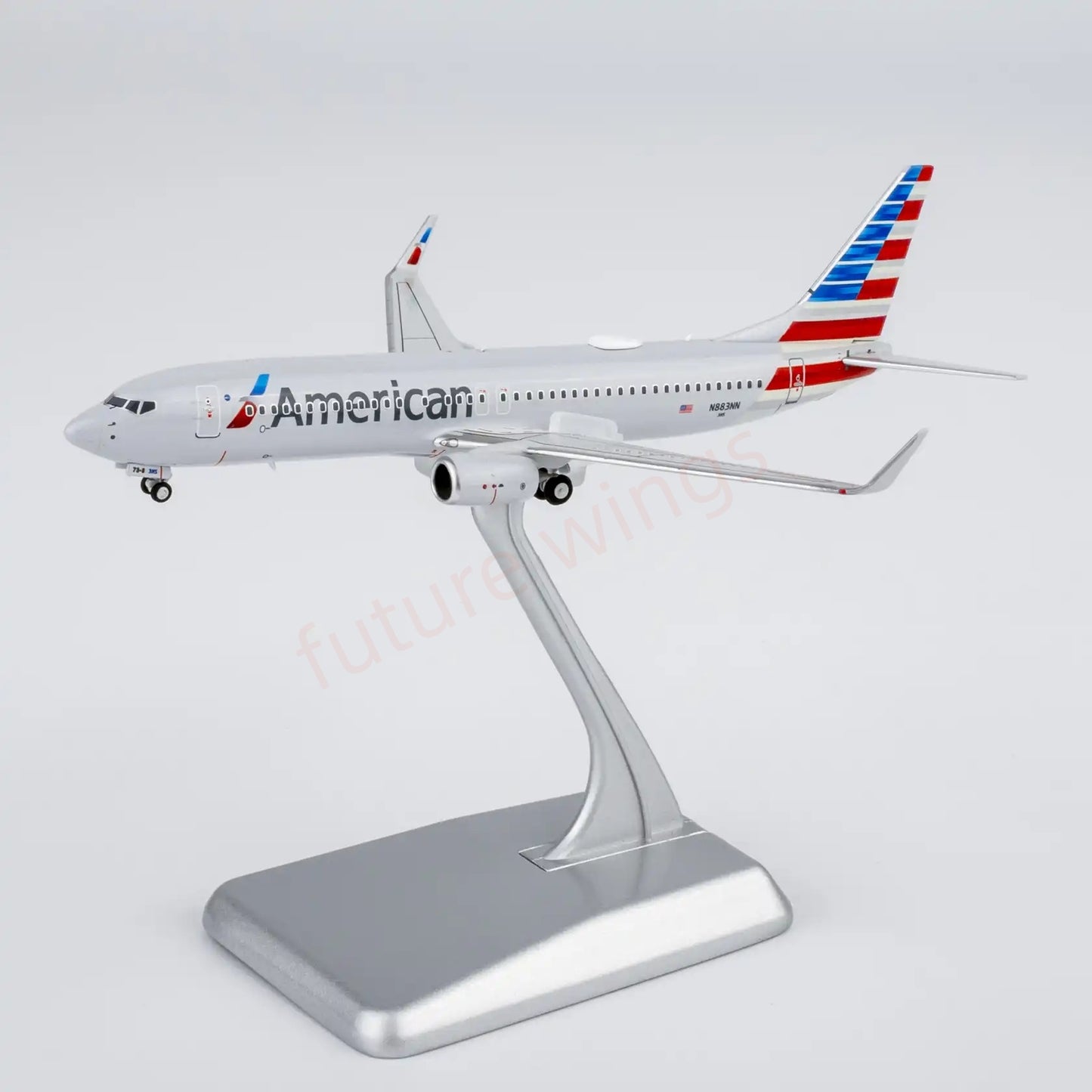 1:400 NG Models NG58260 American Airlines B737-800 N883NN "Luxury Package"Aircraft Model+Free Tractor