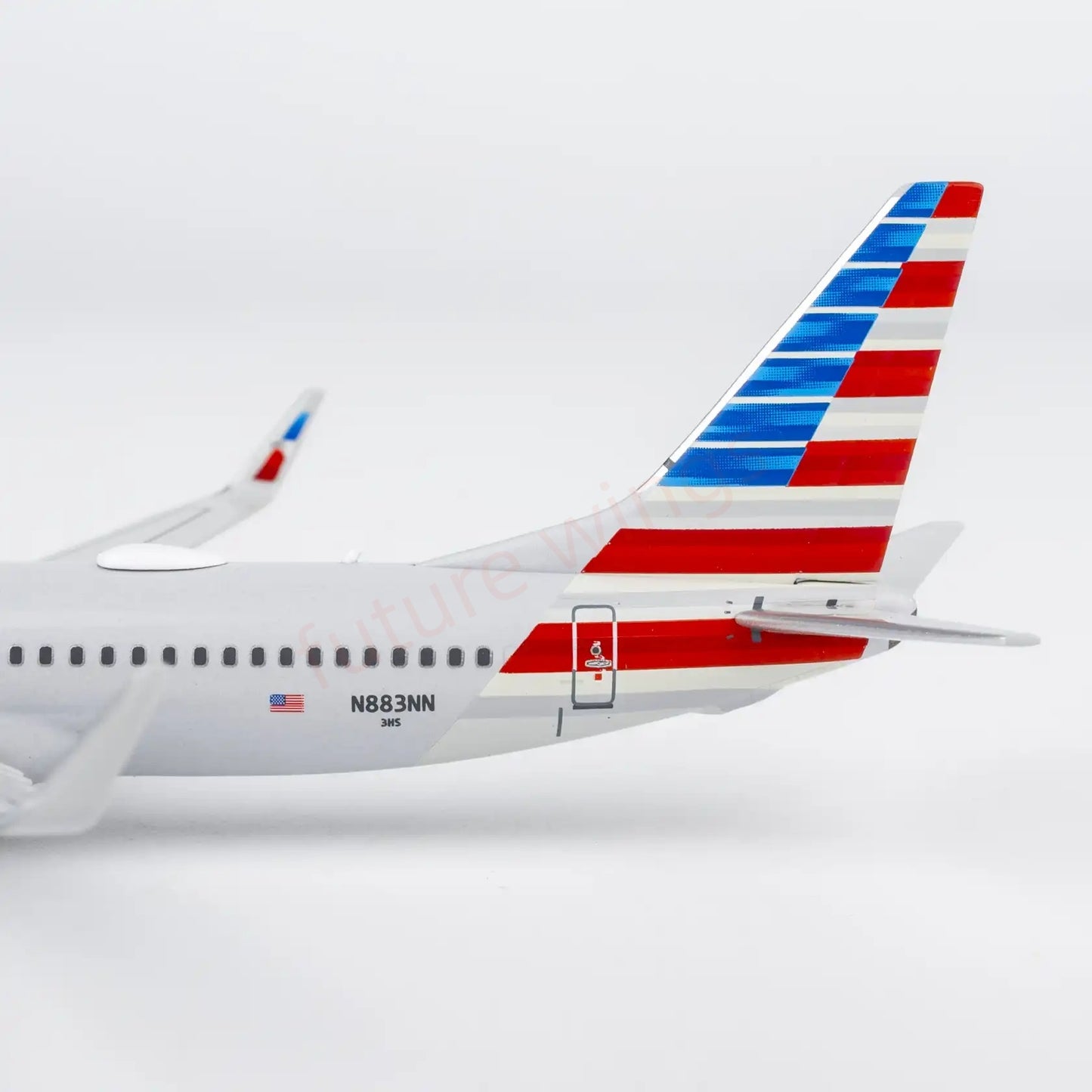 1:400 NG Models NG58261 American Airlines B737-800 N883NN Aircraft Model+Free Tractor