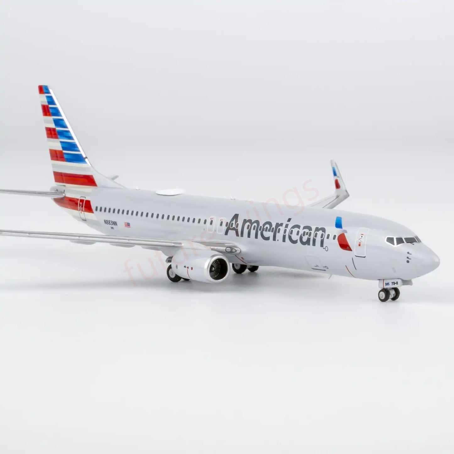 1:400 NG Models NG58261 American Airlines B737-800 N883NN Aircraft Model+Free Tractor