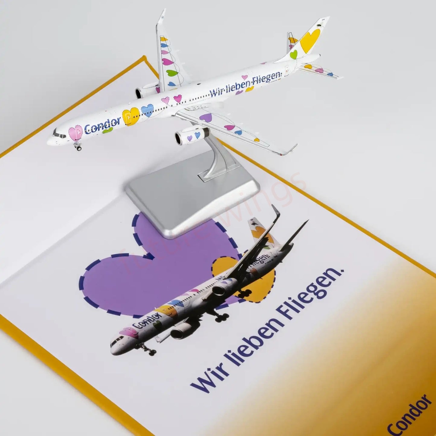 1:400 NG Models NG45010 Condor B757-300 D-ABON "Luxury Package" Aircraft Model+Free Tractor