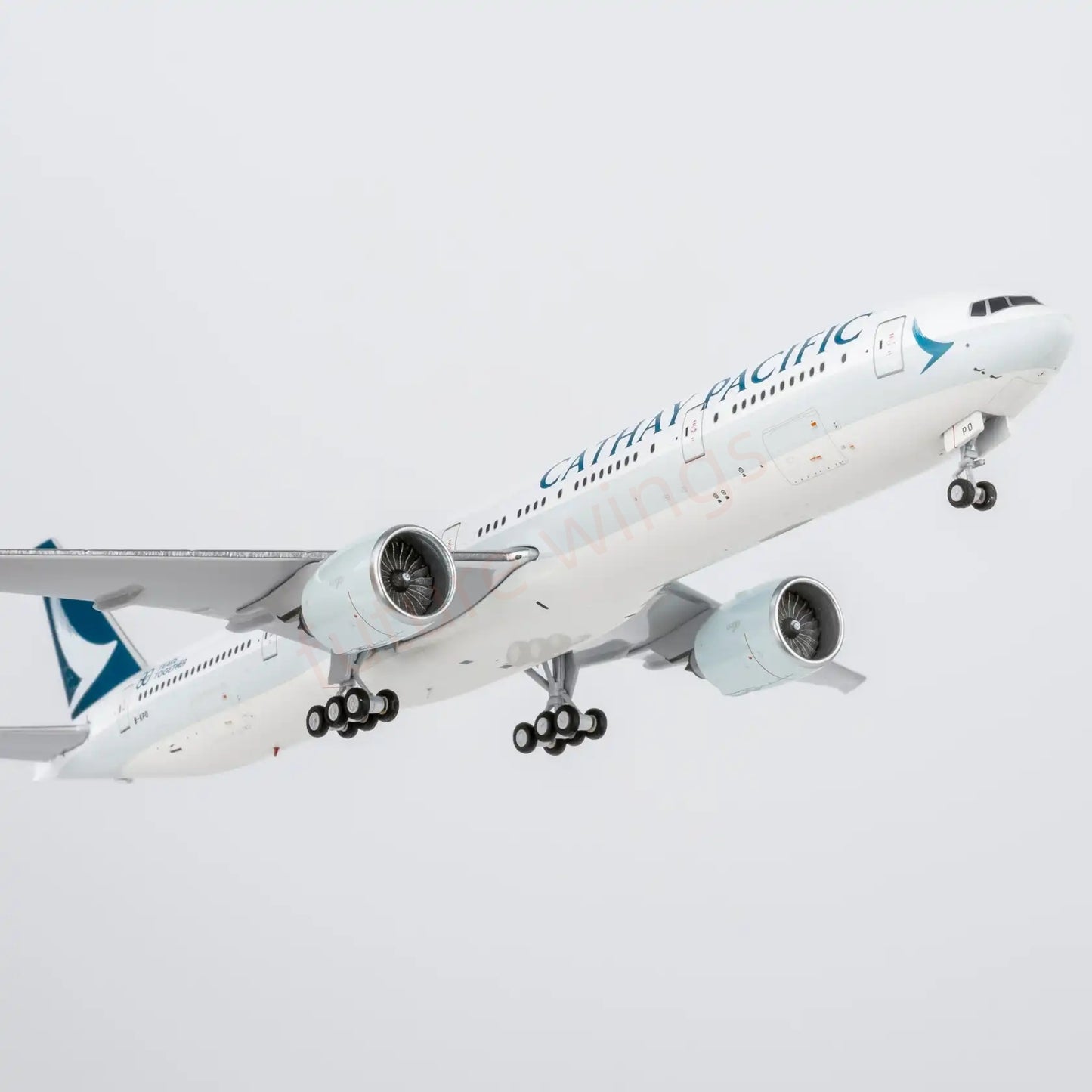1:400 NG Models NG73108 Cathay Pacific B777-300ER B-KQO "80years" Aircraft Model+Free Tractor