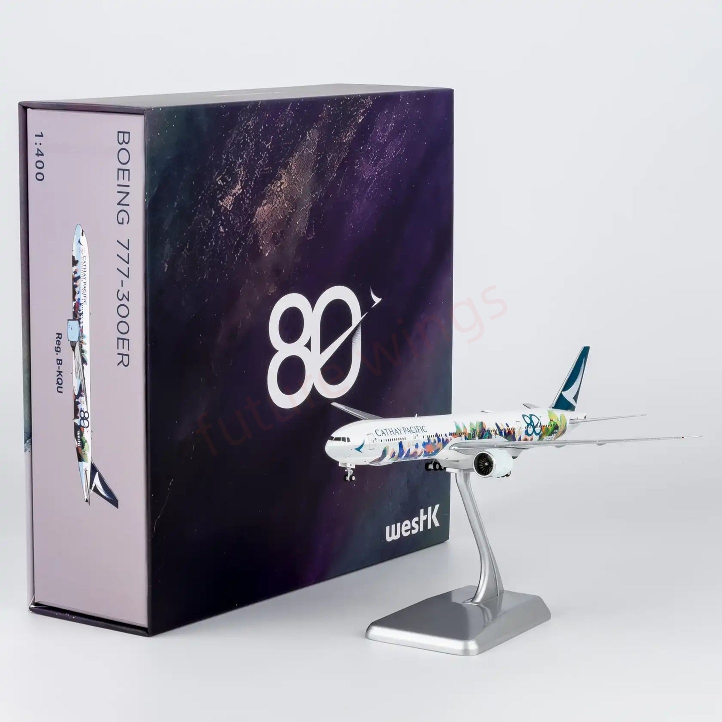 1:400 NG Models NG73109 Cathay Pacific B777-300ER B-KQU "80years" "Luxury Package" Aircraft Model+Free Tractor