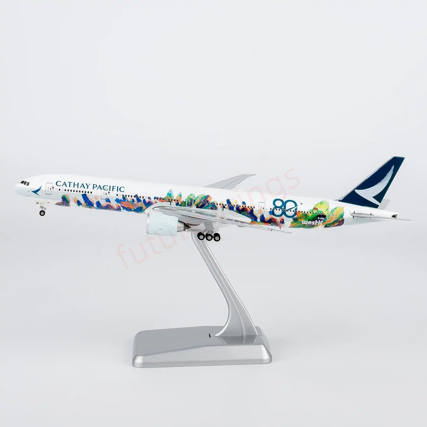 1:400 NG Models NG73109 Cathay Pacific B777-300ER B-KQU "80years" "Luxury Package" Aircraft Model+Free Tractor