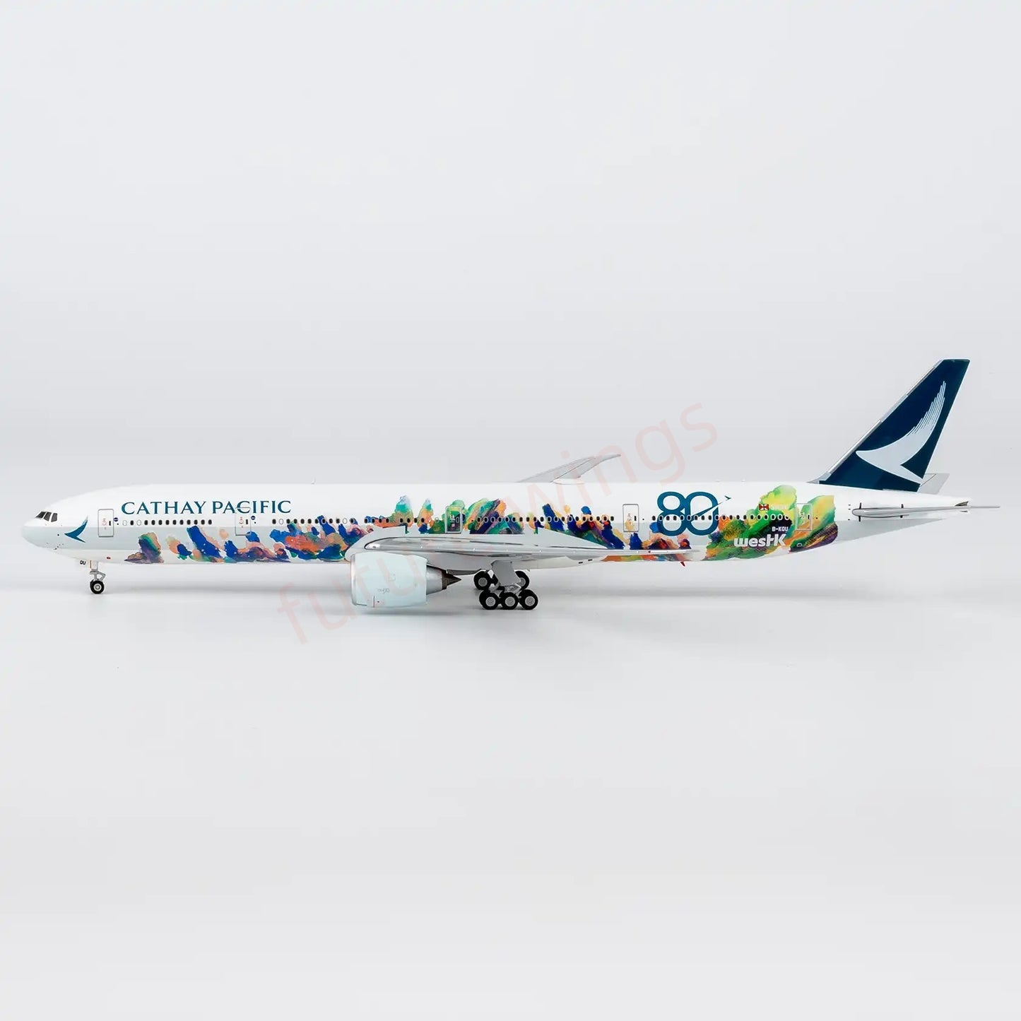 1:400 NG Models NG73109 Cathay Pacific B777-300ER B-KQU "80years" "Luxury Package" Aircraft Model+Free Tractor