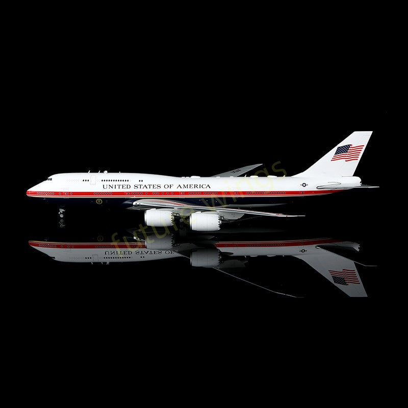 1:200 SQ Wings L2418 USAF B747-8 "Air Force One" Diecast Aircraft Model