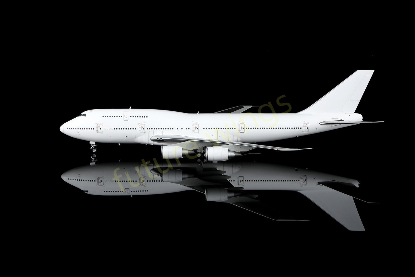1:200 SQ Wings B747-300 Blank Aircraft Model With Stand