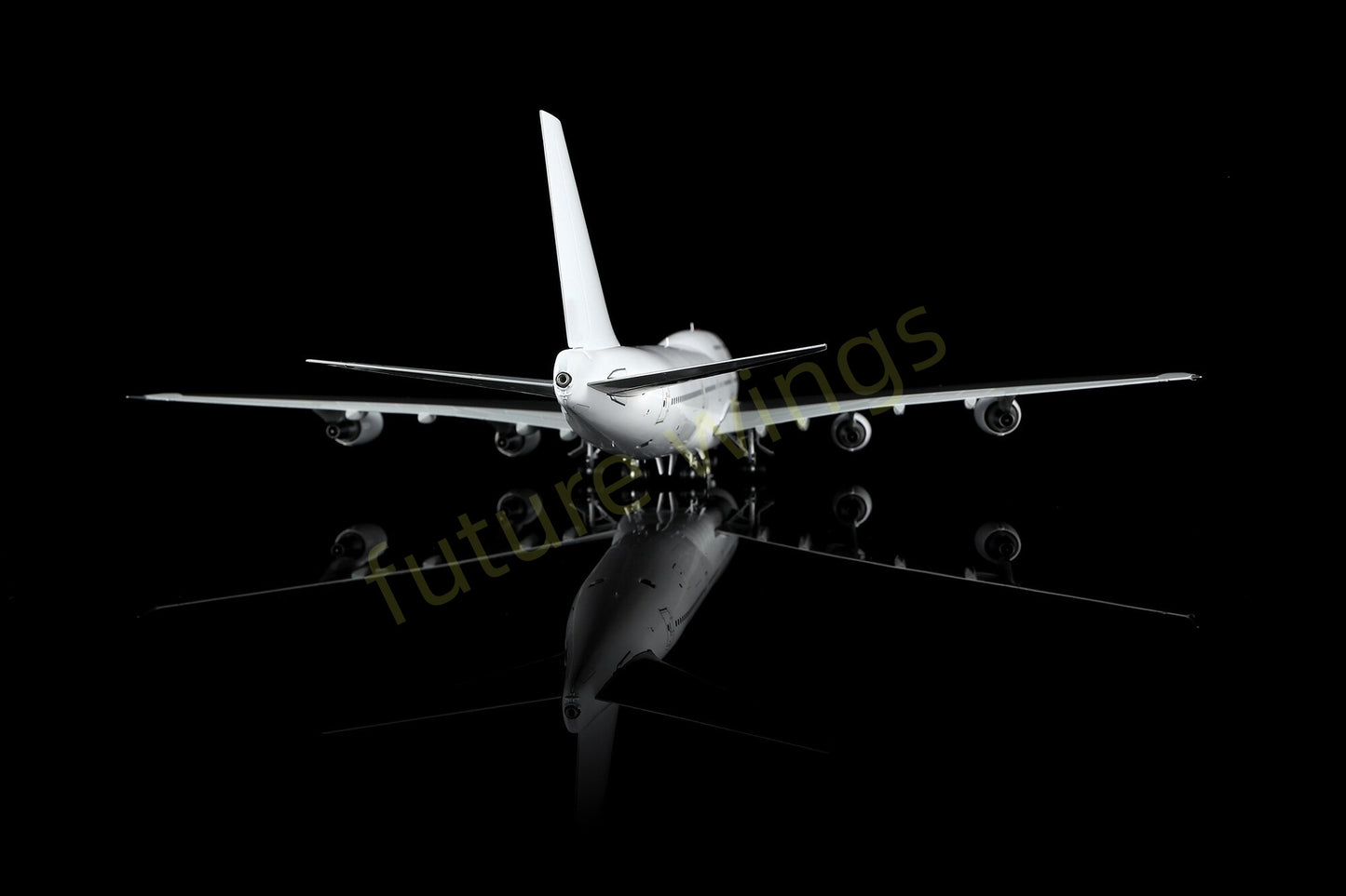 1:200 SQ Wings B747-300 Blank Aircraft Model With Stand