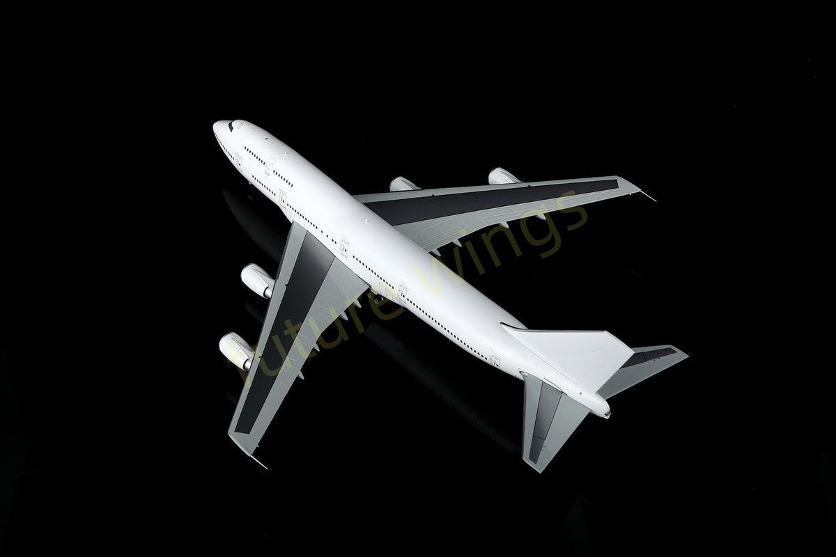 1:200 SQ Wings B747-300 Blank Aircraft Model With Stand
