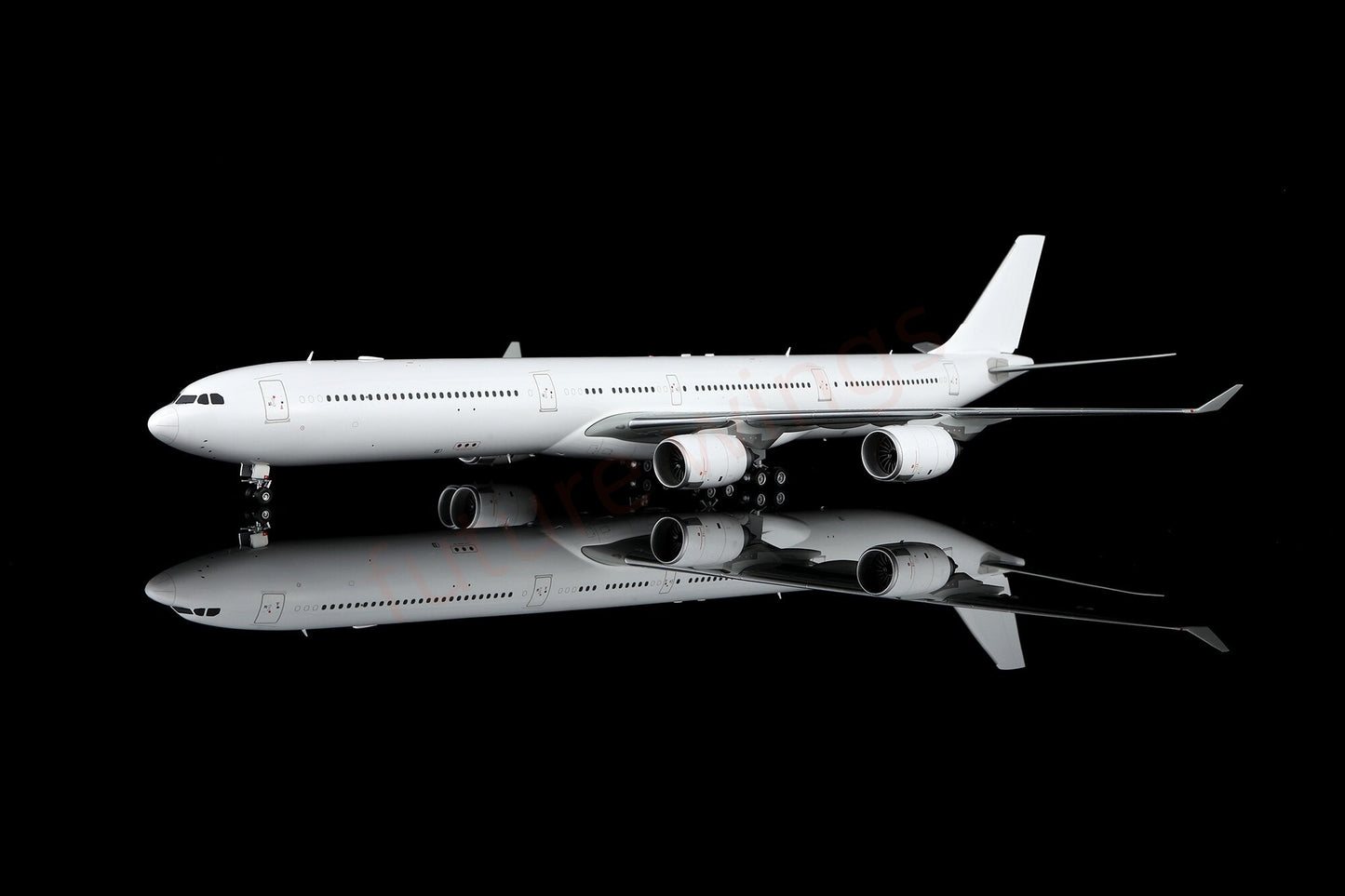 1:200 SQ Wings A340-600 Blank Aircraft Model With Stand