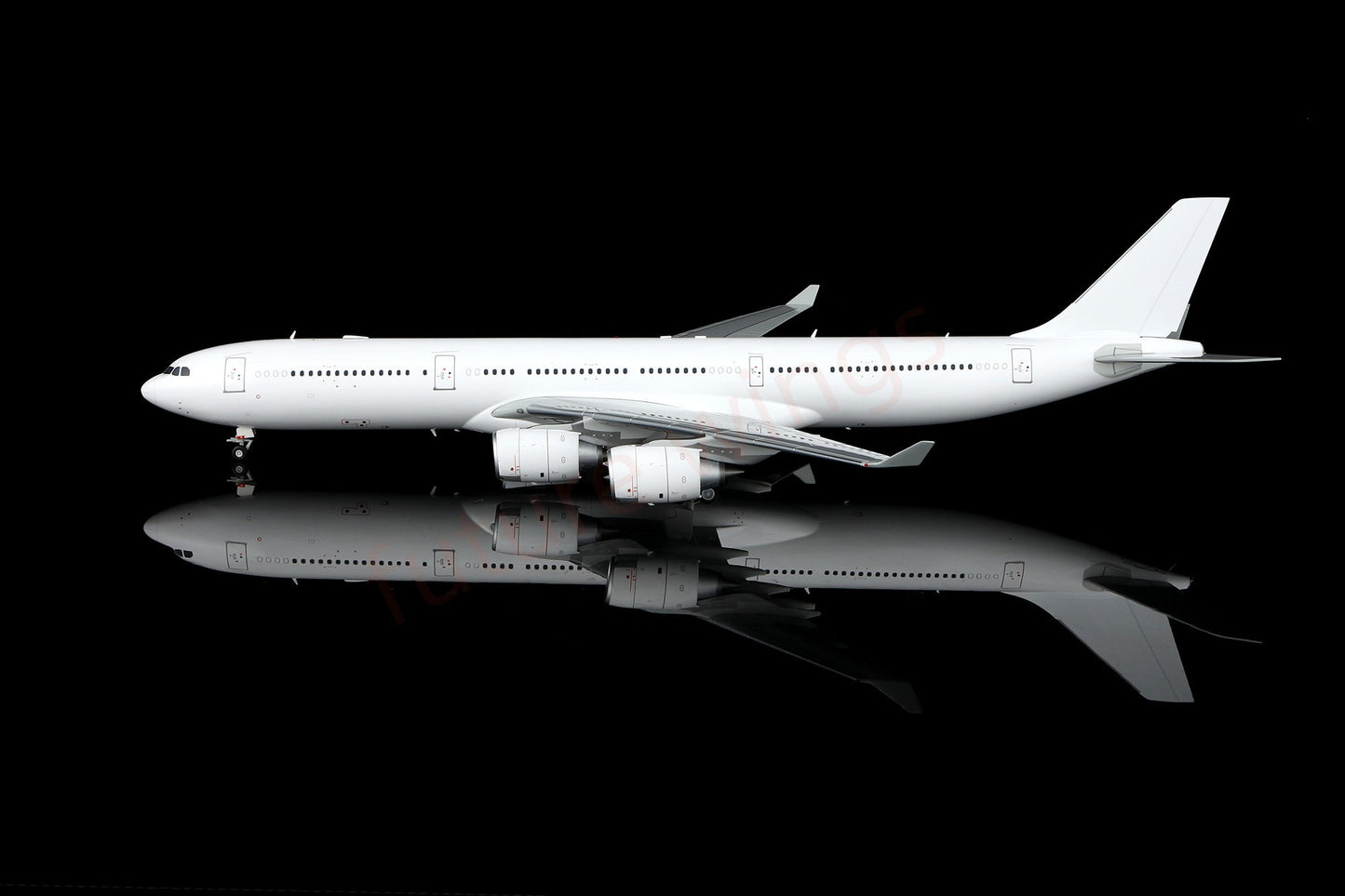 1:200 SQ Wings A340-500 Blank Aircraft Model With Stand