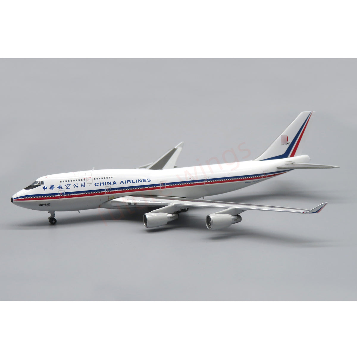 1:400 Apollo China Airlines B747-400 B-1866 Aircraft Model+Free Tractor