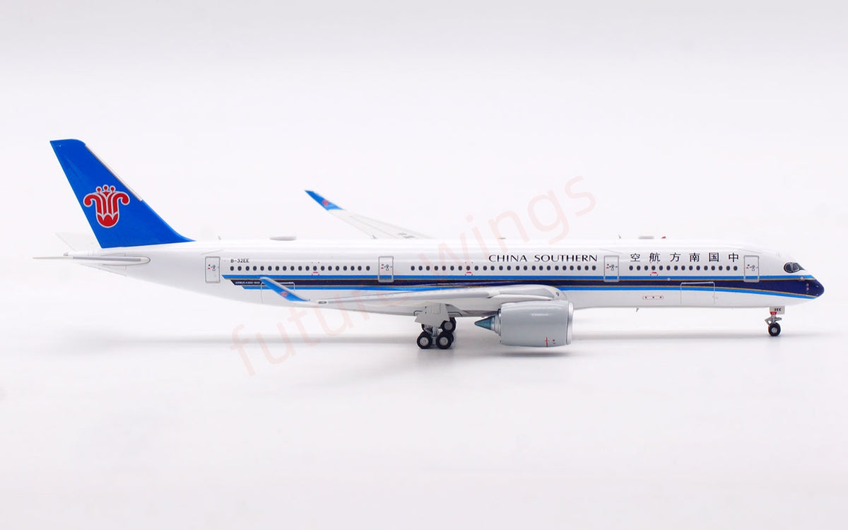 1:400 Aviation400 China Southern Airlines A350-900 B-32EE Aircraft Model+Free Tractor and Stand