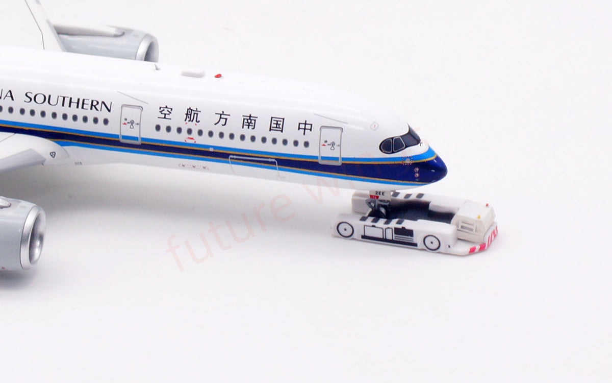 1:400 Aviation400 China Southern Airlines A350-900 B-32EE Aircraft Model+Free Tractor and Stand