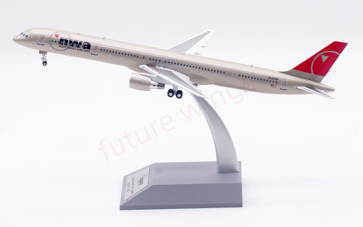 1:200 B-Models(InFlight200) Northwest Airlines B757-300 N592NW Diecast Aircraft Model