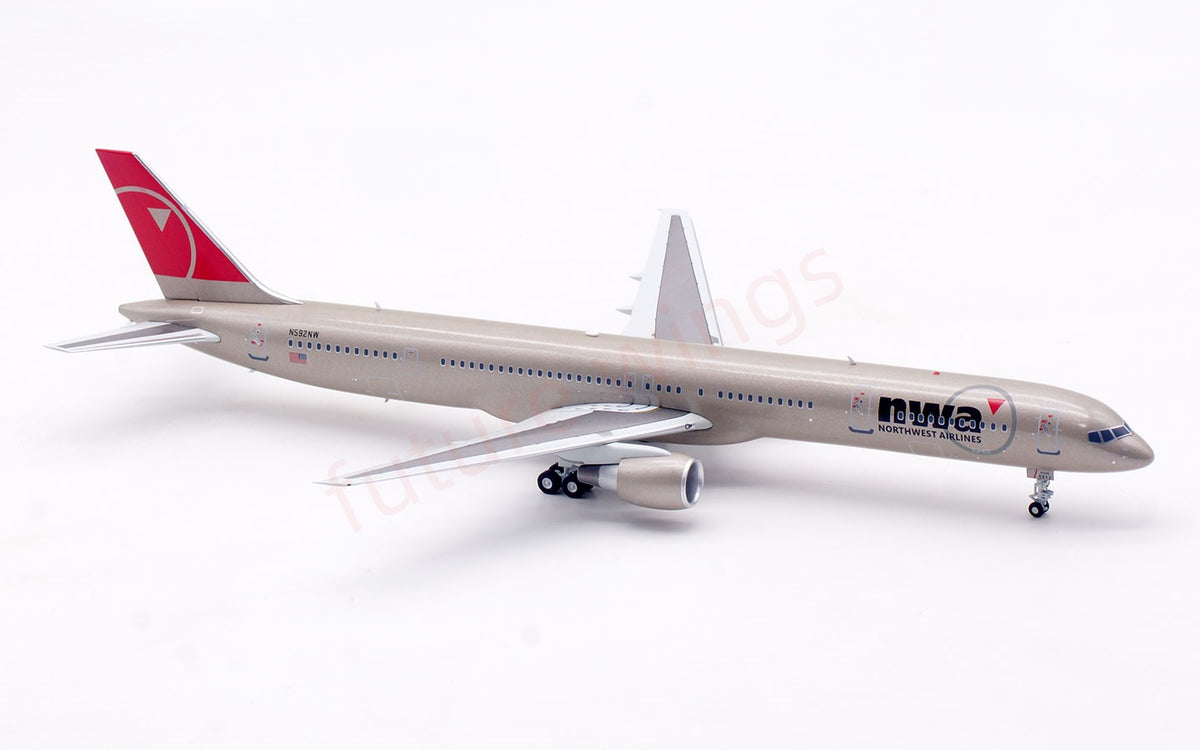 1:200 B-Models(InFlight200) Northwest Airlines B757-300 N592NW Diecast Aircraft Model