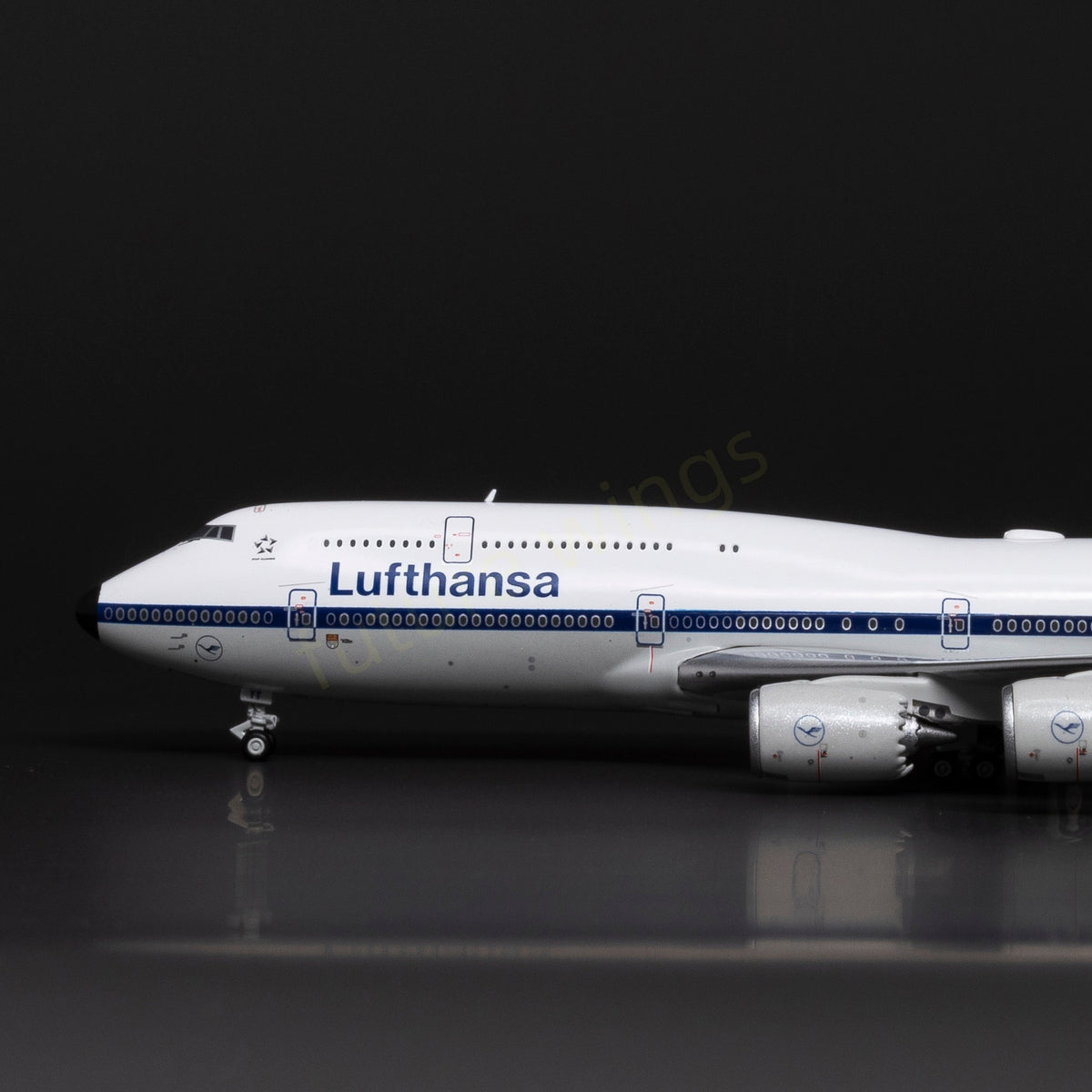 1:400 YY Wings Lufthansa Airlines B747-8 D-ABYT Aircraft Model+Free Tractor