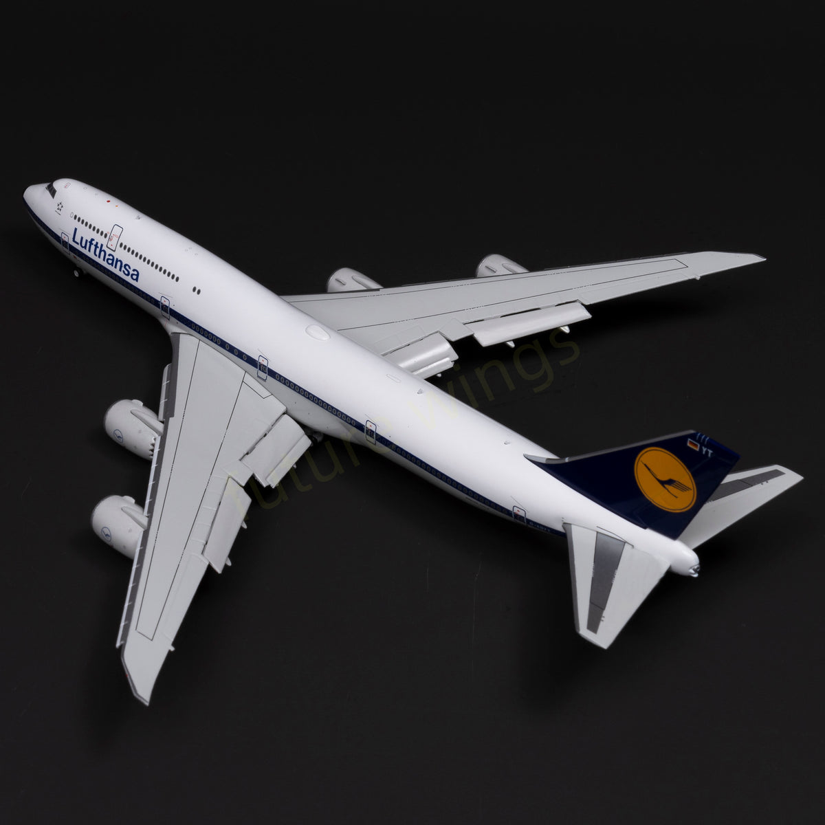 1:400 YY Wings Lufthansa Airlines B747-8 D-ABYT Aircraft Model+Free Tractor