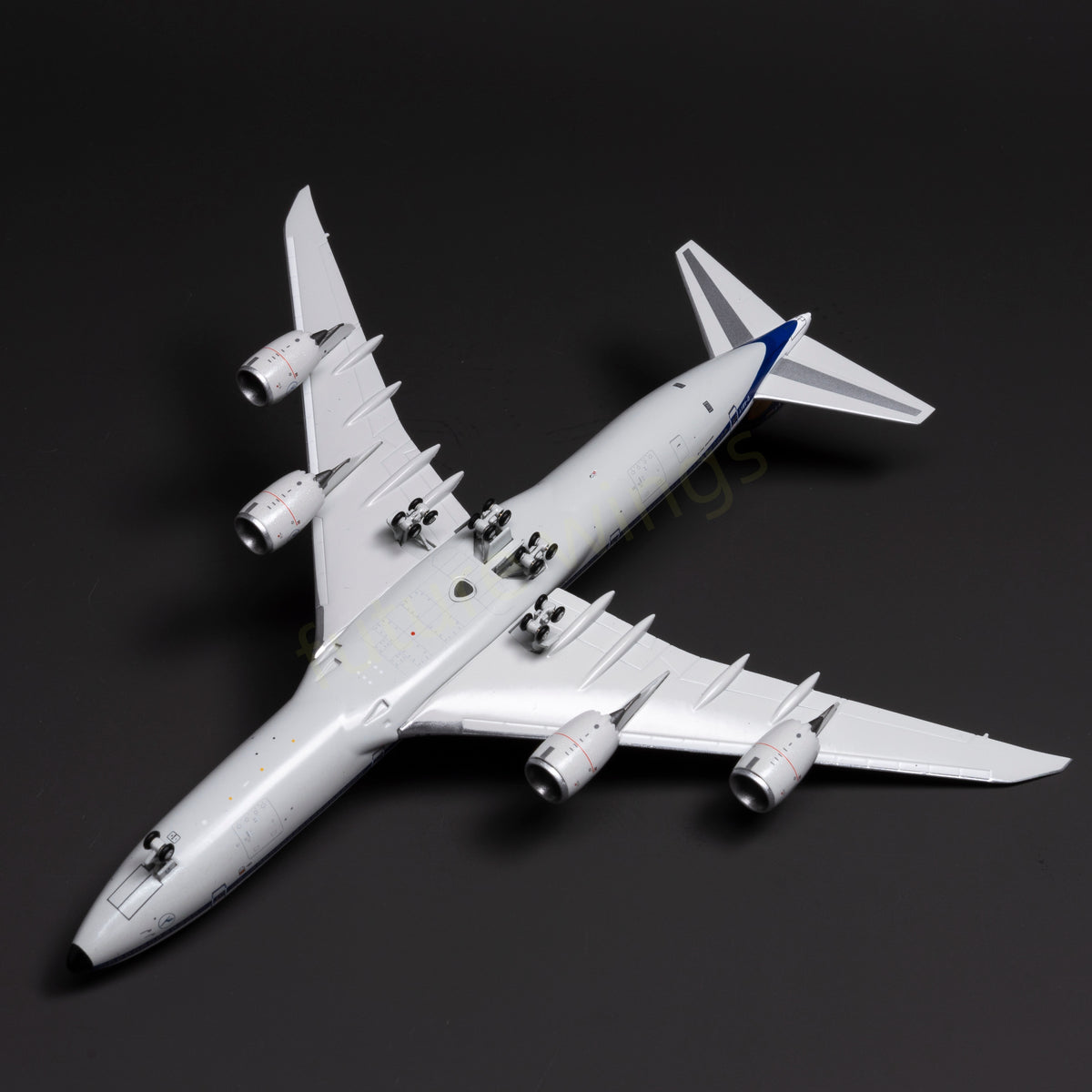 1:400 YY Wings Lufthansa Airlines B747-8 D-ABYT Aircraft Model+Free Tractor