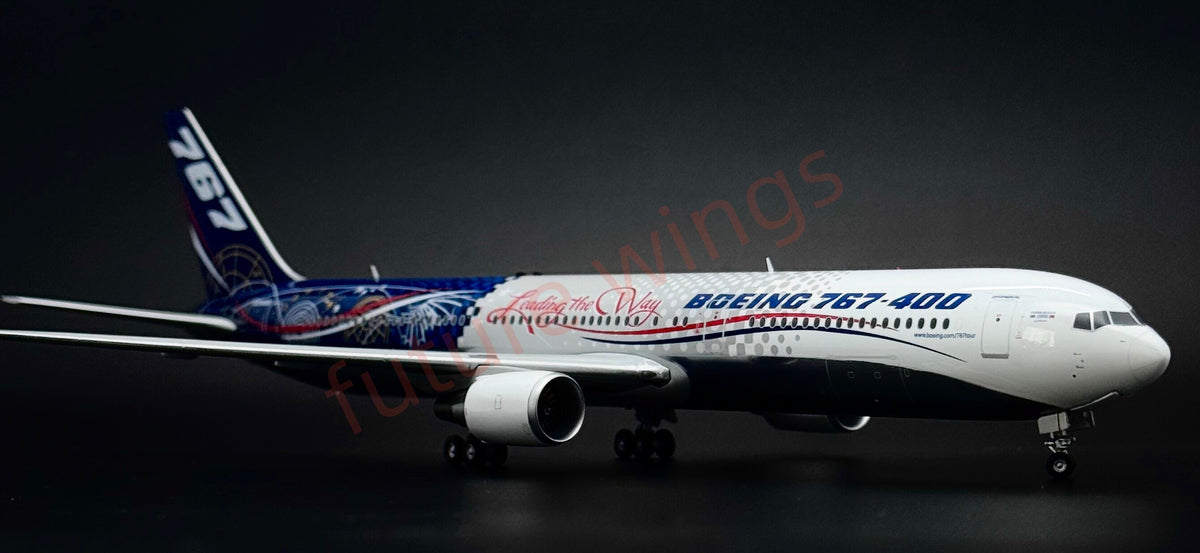 1:200 KJ Models(JC Wings)  Boeing House Color B767-400 N76400 Diecast Aircraft Model